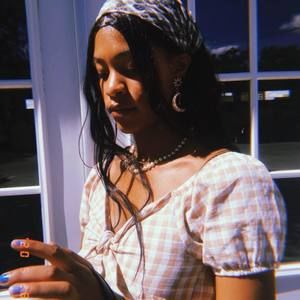 Meet your Posher, Kylie